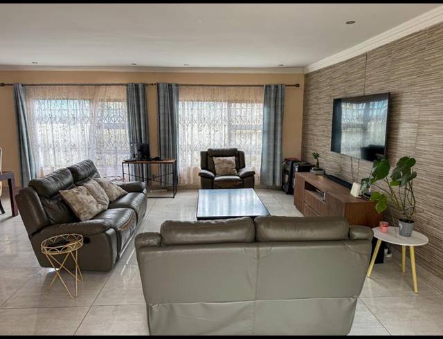 3 BEDROOM HOUSE FOR SALE IN ENNERDALE